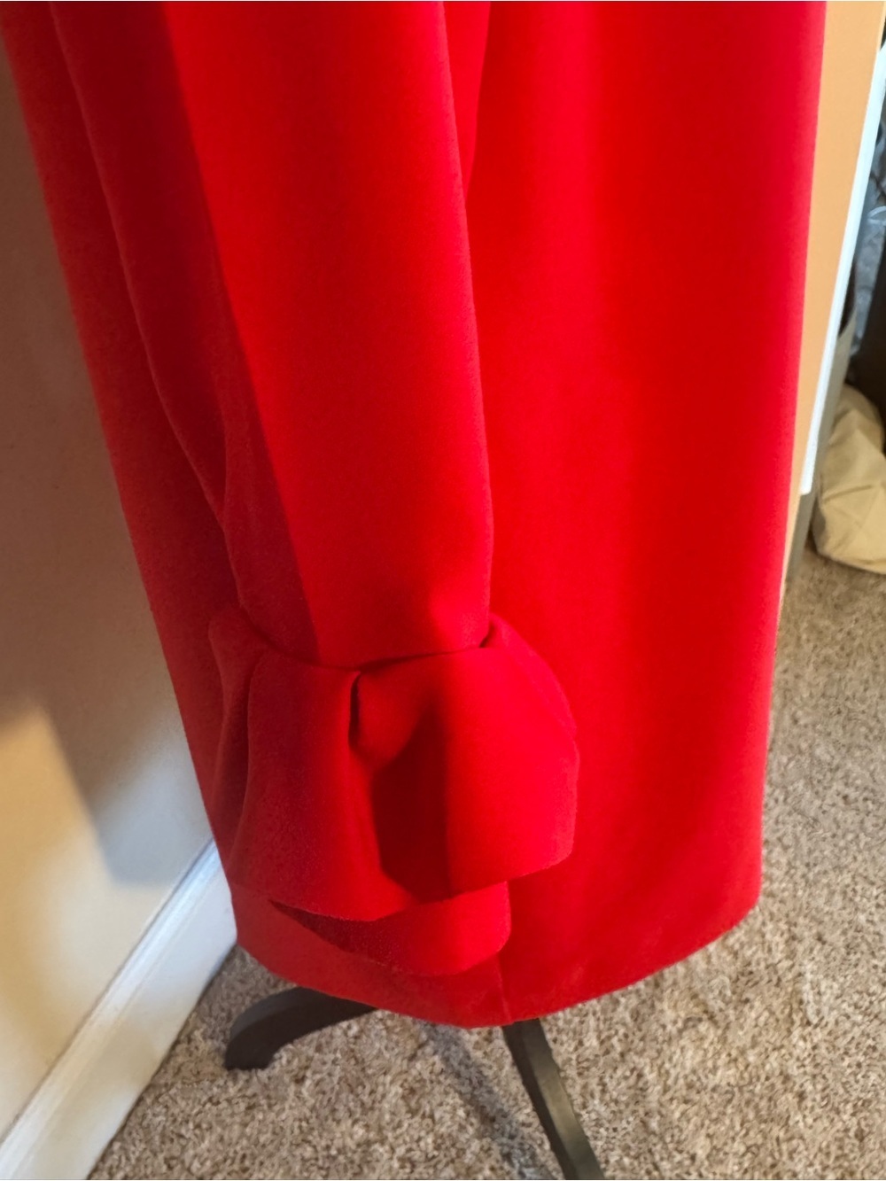 🥳Banana Republic Women's Red Ruffle-Sleeve Shift Dress - Picture 3 of 5